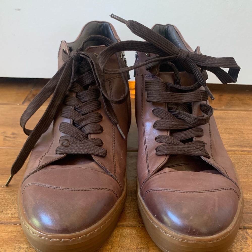 Gravity Defyer MENS brown leather shoes size 9